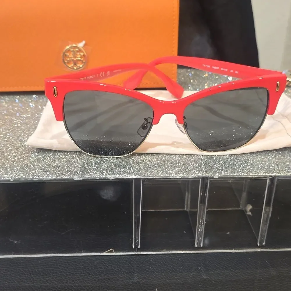 Tory‎ Burch Miller Cat-Eye Sunglasses- Coral/Dark Grey